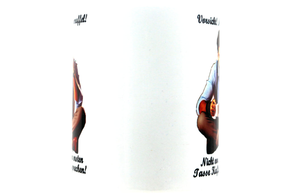 Jumbo Tasse XXL 330 ml mit mürrischen Mann im Yogasitz und Schriftzug "Vorsicht! Morgenmuffel! ...