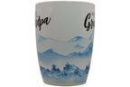 Jumbo Tasse XL 350 ml mit Schriftzug "World´s best Grandpa" mit blauen Gebirgsbild